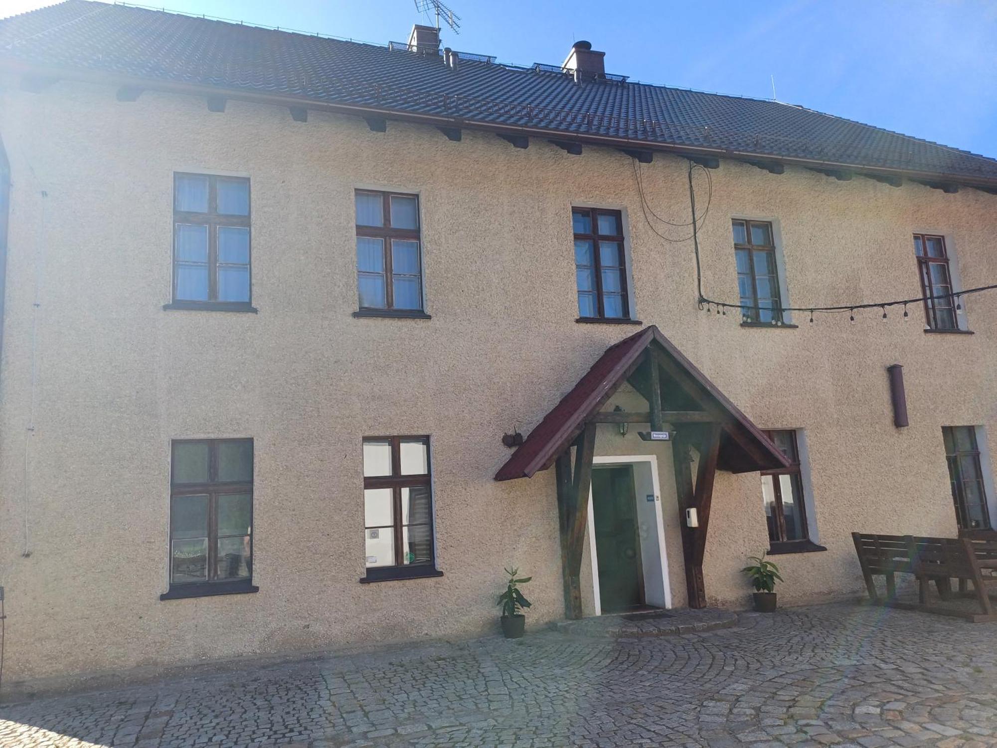 ホテル Gosciniec Solan Jeleniów エクステリア 写真